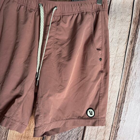 Vuori Kore Lined Shorts 7" Summer Red Small Mens Activewear Running Athleisure - Picture 4 of 8